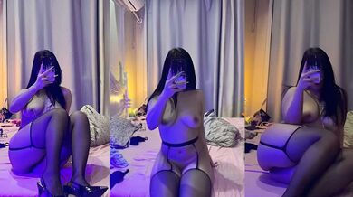 抖音网红 二媚女ling 自慰视频图包大放送 情趣丝袜骚浪求金主包养 愿做专属肉便器 骚气十足！